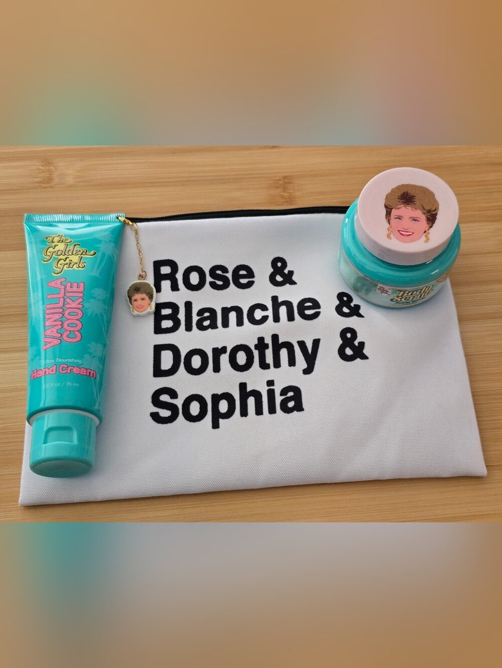 🧓NWT Golden Girls Beauty Gift Set Cosmetic Bag Lotion Body Scrub 3pc